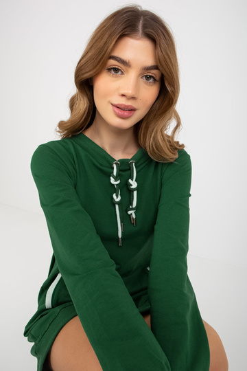 Tamsiai žalia mini... 2