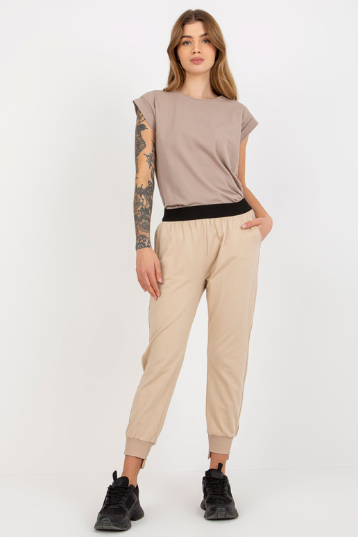 Smėlio spalvos bazinės sportinės...