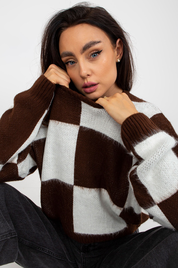 Rudas ir baltas laisvas...