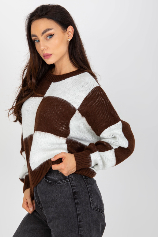 Rudas ir baltas laisvas klasikinis...