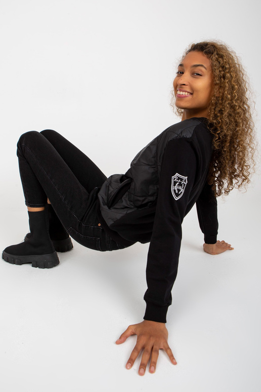 Juodas dygsniuotas bomber megztinis... Juodas dygsniuotas bomber megztinis...