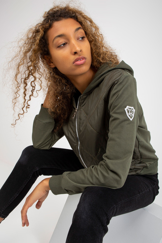 Chaki spalvos dygsniuotas bomber...