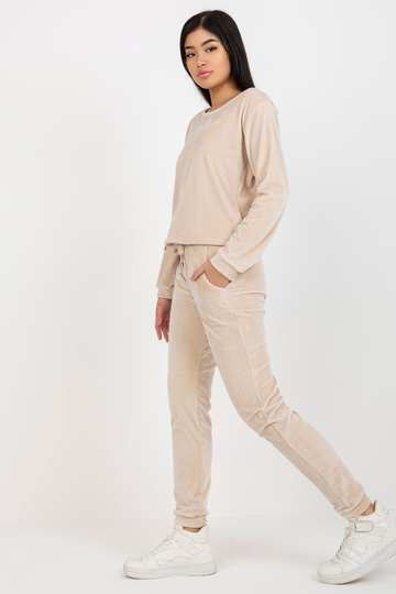 Šviesiai smėlio spalvos... 2