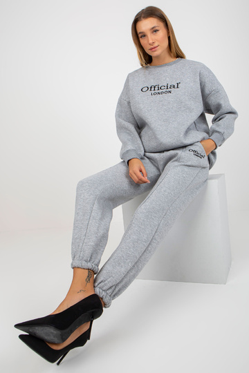 Pilkos spalvos dviejų dalių... 2