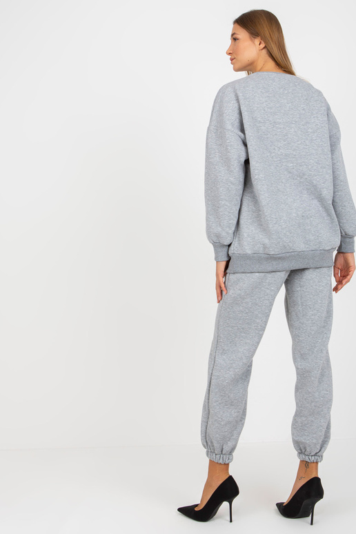 Pilkos spalvos dviejų dalių megztinių...