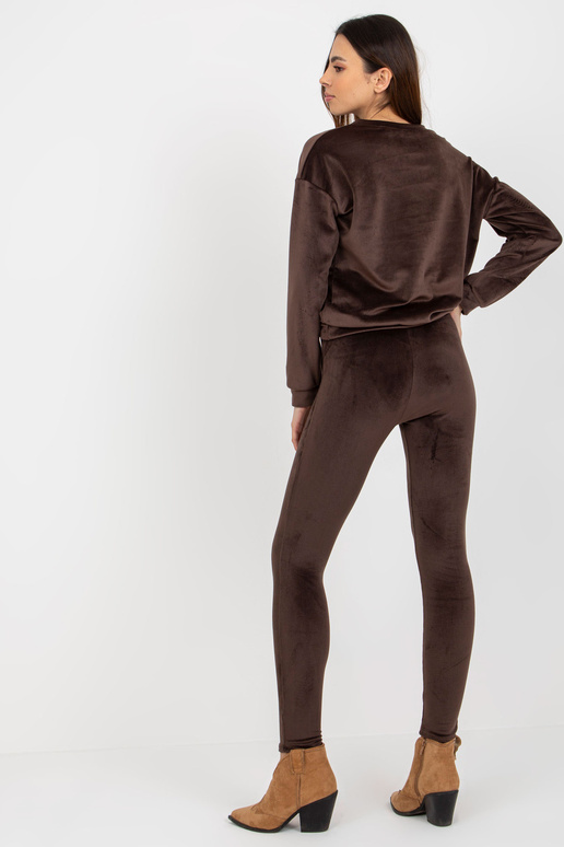 Tamsiai rudas moteriškas veliūrinis...