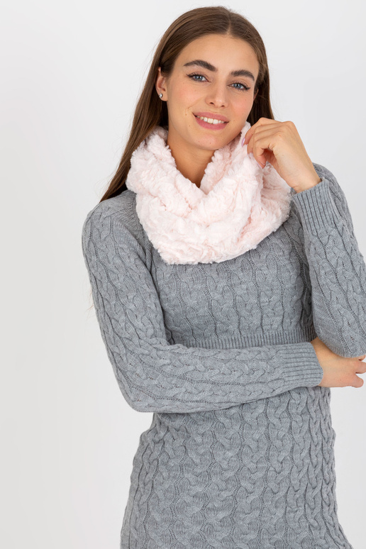 Šviesiai rožinis dirbtinio kailio...