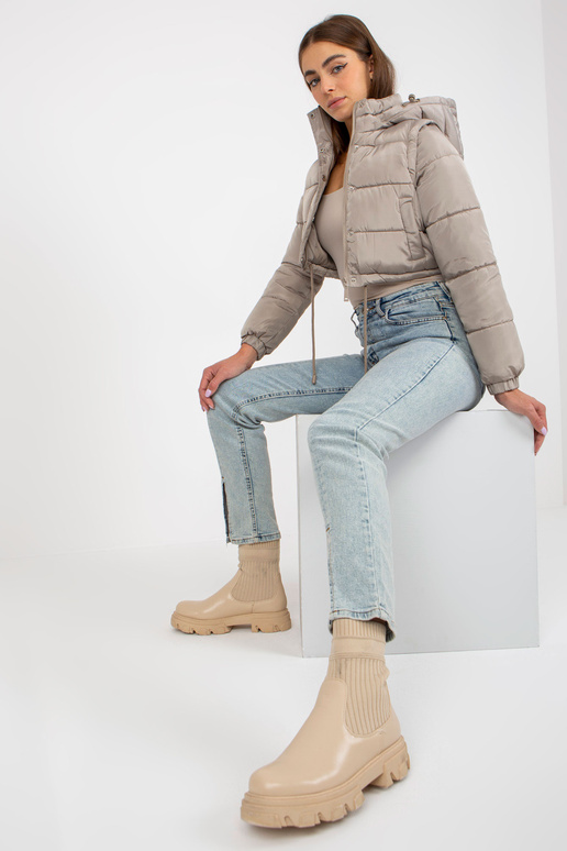 Tamsiai smėlio spalvos trumpa žieminė...