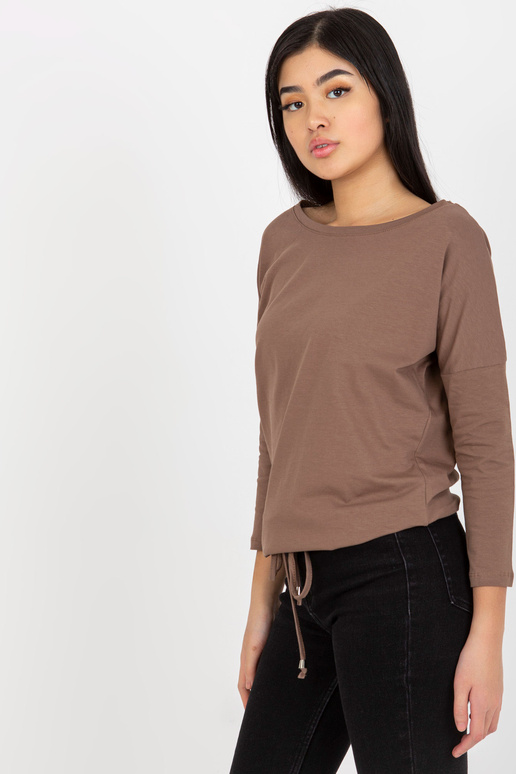 Ruda pagrindinė kasdienė palaidinė su... Ruda pagrindinė kasdienė palaidinė su...