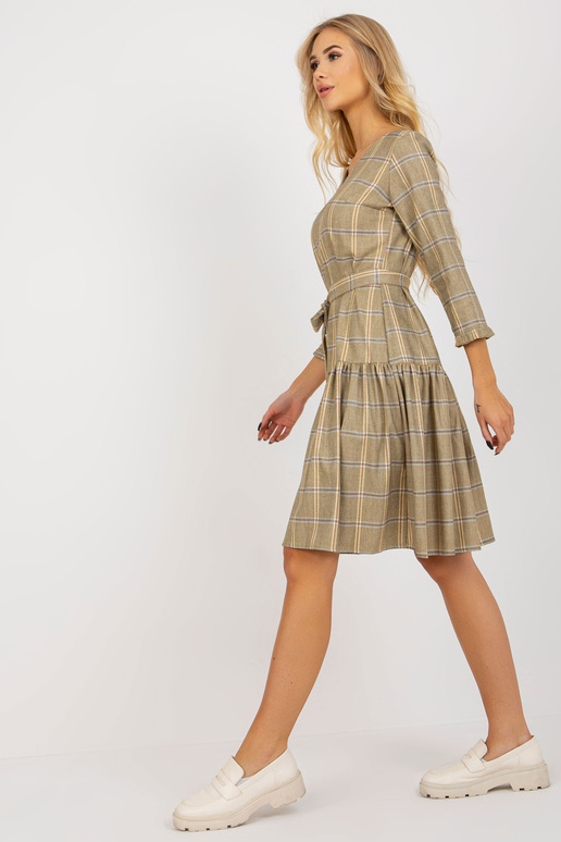 Šviesiai geltona elegantiška languota... Šviesiai geltona elegantiška languota...