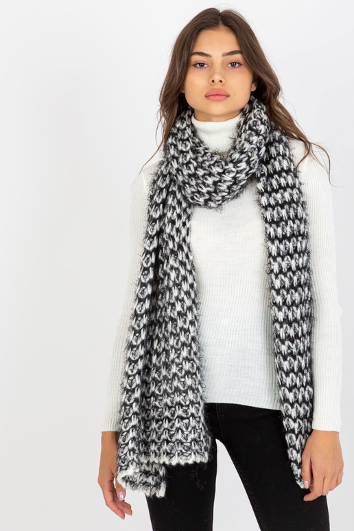 Balta ir juoda melanžinė žieminė skara