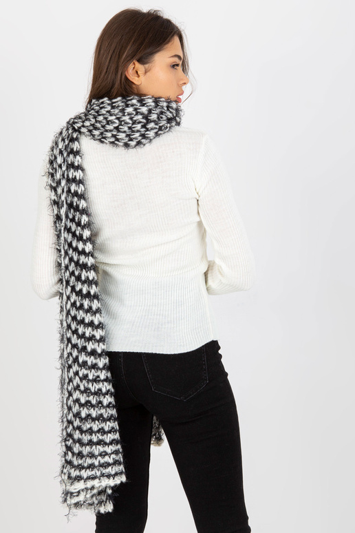 Balta ir juoda melanžinė žieminė skara