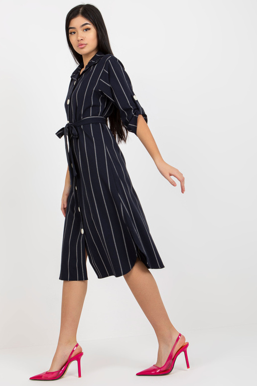 Tamsiai mėlyna dryžuota marškinių... Tamsiai mėlyna dryžuota marškinių...