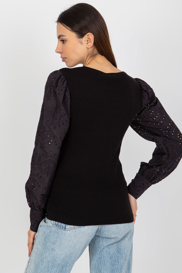 Juoda raištuota iškilminga...