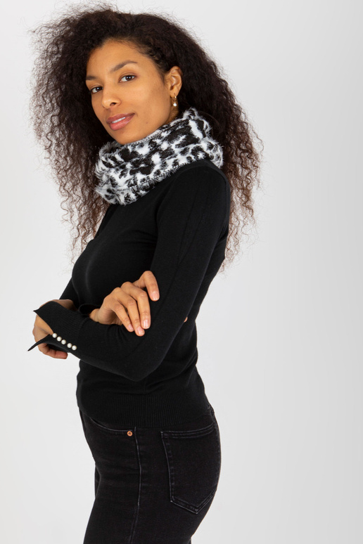 Baltas ir juodas šiltas moteriškas...