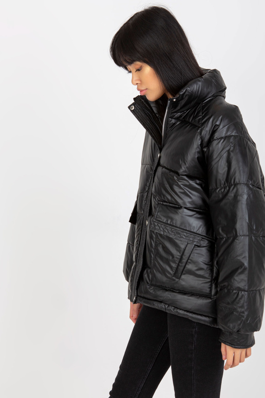 Juoda pūkinė dygsniuota žieminė...