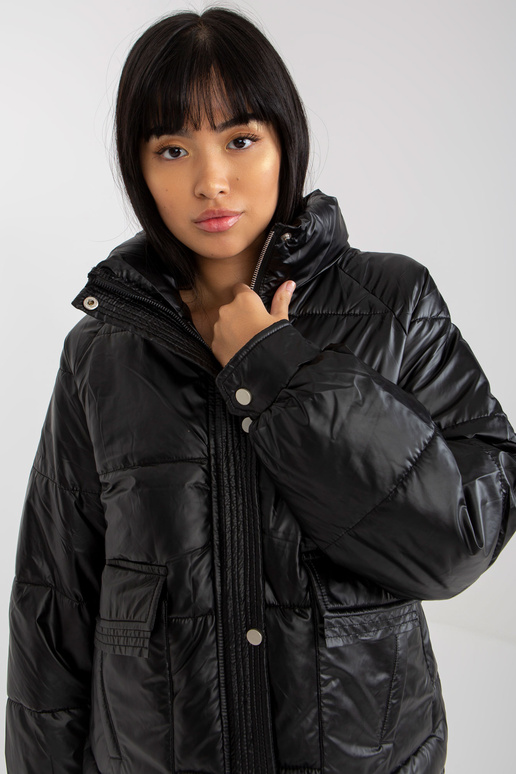 Juoda pūkinė dygsniuota žieminė...