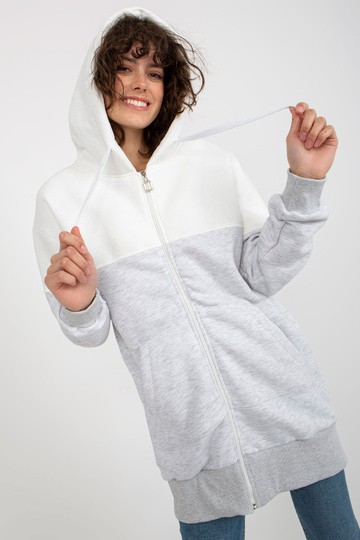 Ecru-pilkos spalvos...