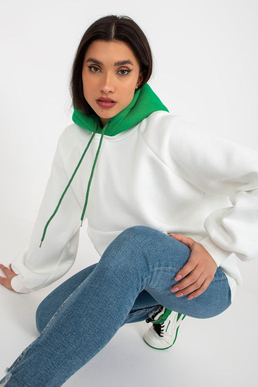 Ecru-žalias megztinis pagrindinis... Ecru-žalias megztinis pagrindinis...