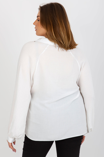 Ecru plius dydžio... 2