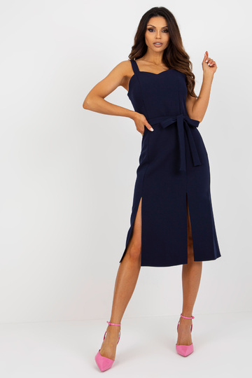 Tamsiai mėlynos spalvos...