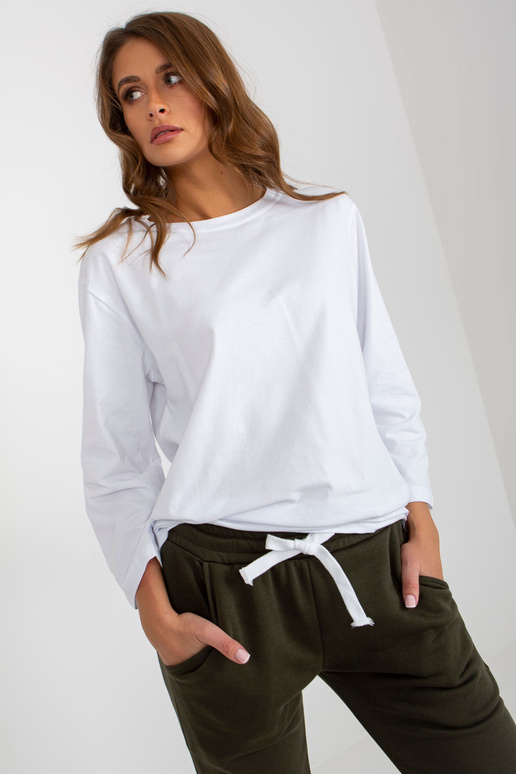 Khaki spalvos trijų dalių...