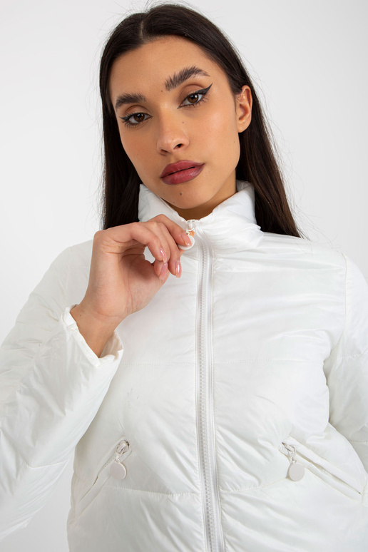 Ecru trumpas pereinamasis dygsniuotas...