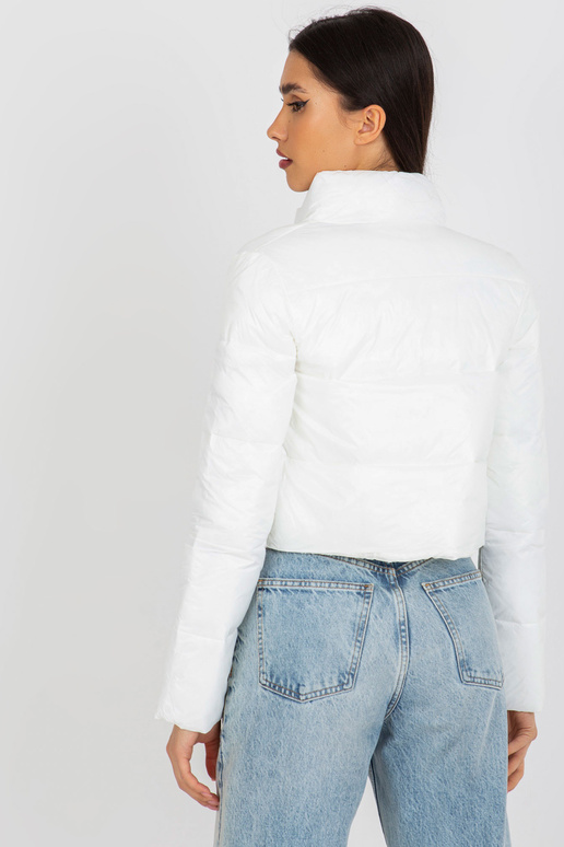 Ecru trumpas pereinamasis dygsniuotas...