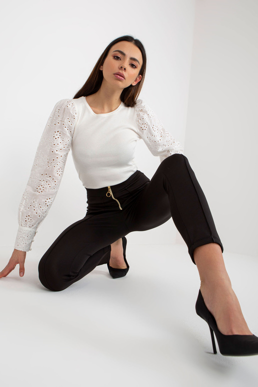 Juodos elegantiškos antblauzdžiai su...