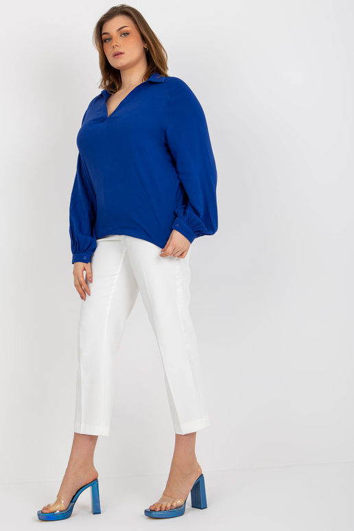 Tamsiai mėlyna plius dydžio marškinių...