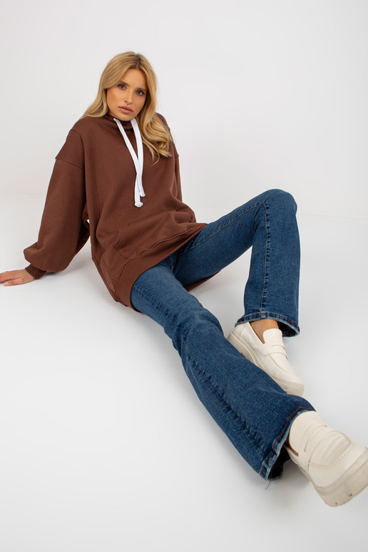 Tamsiai rudas ilgas megztinis,... Tamsiai rudas ilgas megztinis,...