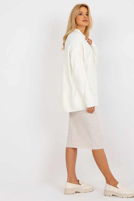 Ecru moteriškas oversize megztinis su... Ecru moteriškas oversize megztinis su...