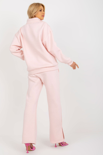 Šviesiai rožinis trijų...