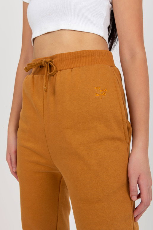 Garstyčiomis šiltos sportinės kelnės...