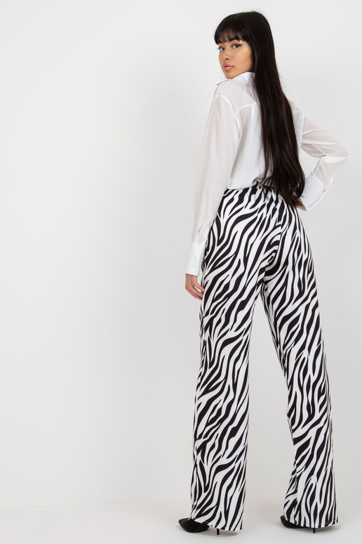 Juodos ir baltos plačios kelnės su...