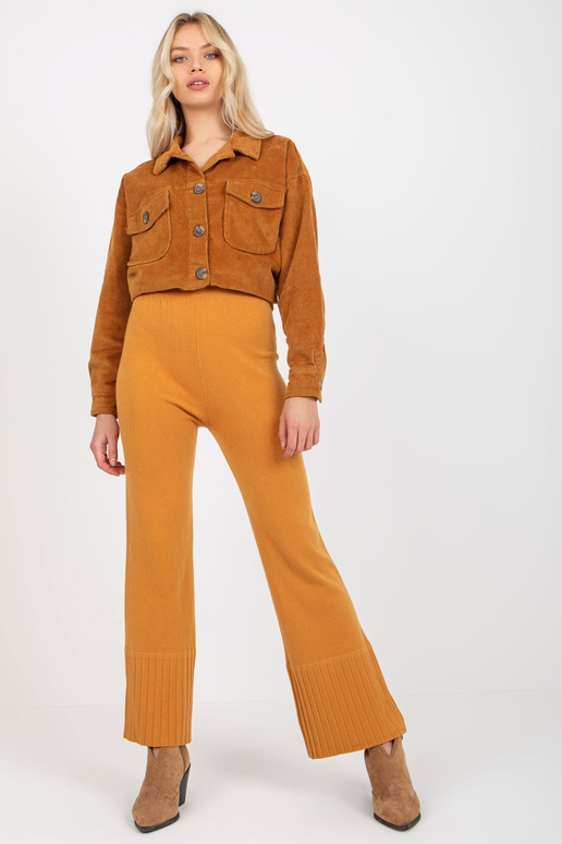 Tamsiai geltonos plačios megztos...