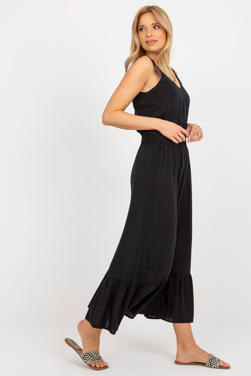 Juoda maxi dress su raukiniais ir...