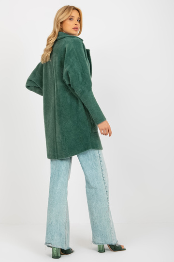 Tamsiai žalias laisvas...