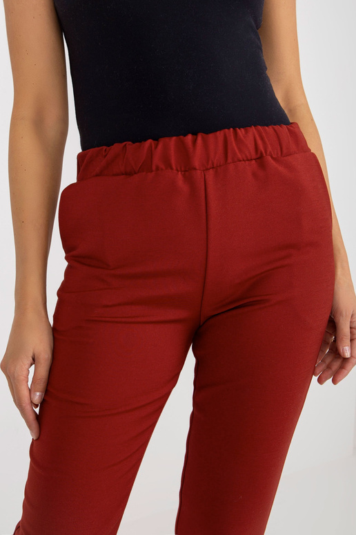 Bordo spalvos audinio kostiuminės...