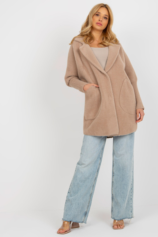 Smėlio spalvos laisvas alpakų paltas... Smėlio spalvos laisvas alpakų paltas...