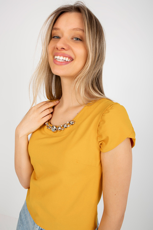 Tamsiai geltona proginė palaidinė su... Tamsiai geltona proginė palaidinė su...