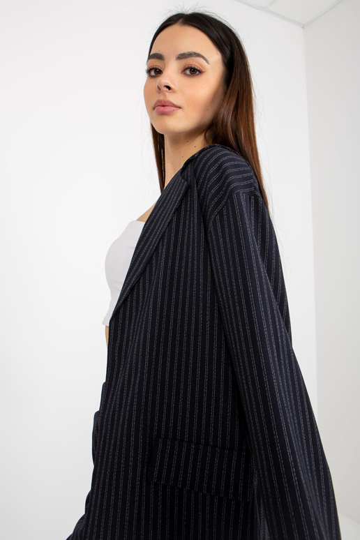 Tamsiai mėlynas elegantiškas švarkas...