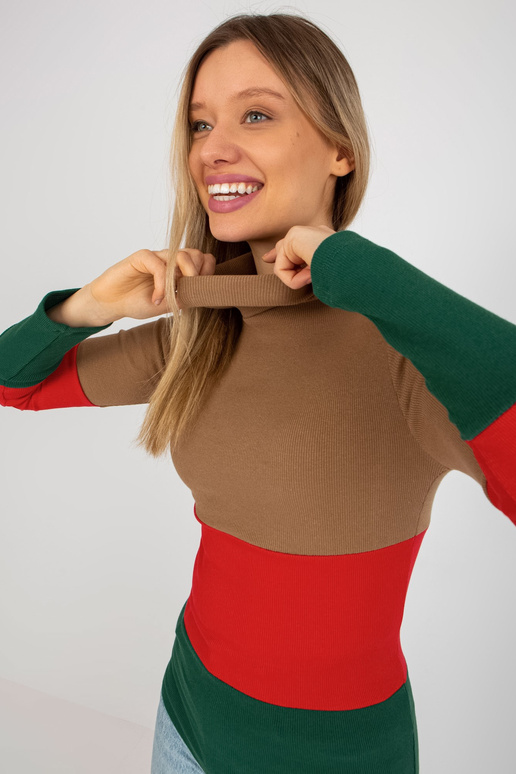 Tamsiai Camel Red Basic palaidinė su dryžuotu vėžliu