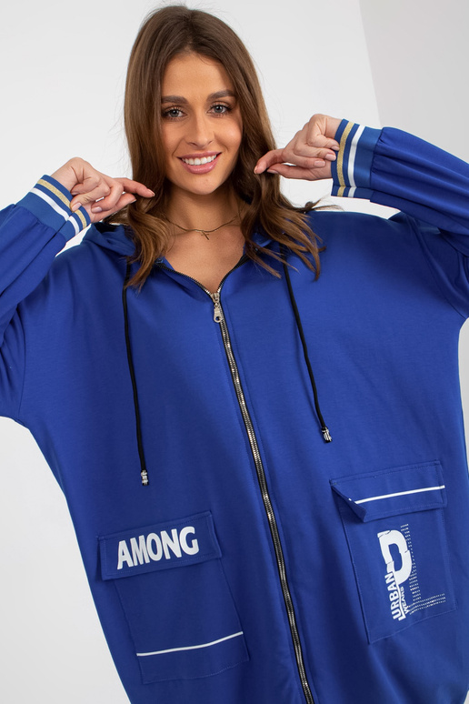 Tamsiai smėlio spalvos ilgas... Tamsiai smėlio spalvos ilgas...