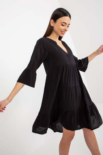 Juoda laisva suknelė su... 2