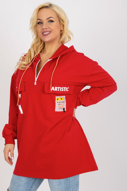 Raudonas ilgesnis plius dydžio gobtuvas Raudonas ilgesnis plius dydžio gobtuvas