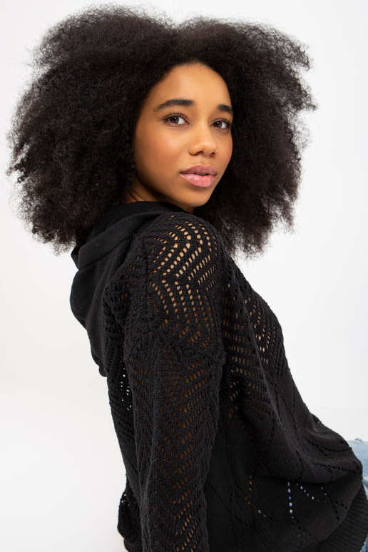 Juodas ažūrinis vasarinis megztinis...