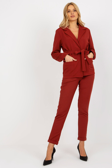 Bordo spalvos kostiumo...