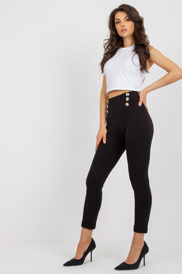 Juodos moteriškos sportinės...