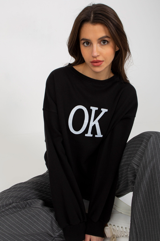 Juodas laisvo kirpimo oversize... Juodas laisvo kirpimo oversize...